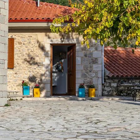 Appartamento Koukou Spitiko Dimitsana Esterno foto